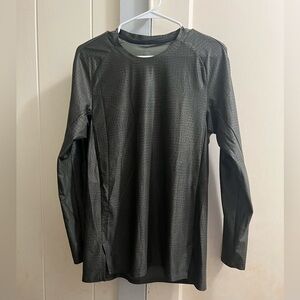 EUC Lululemon Men’s Long Sleeve Top